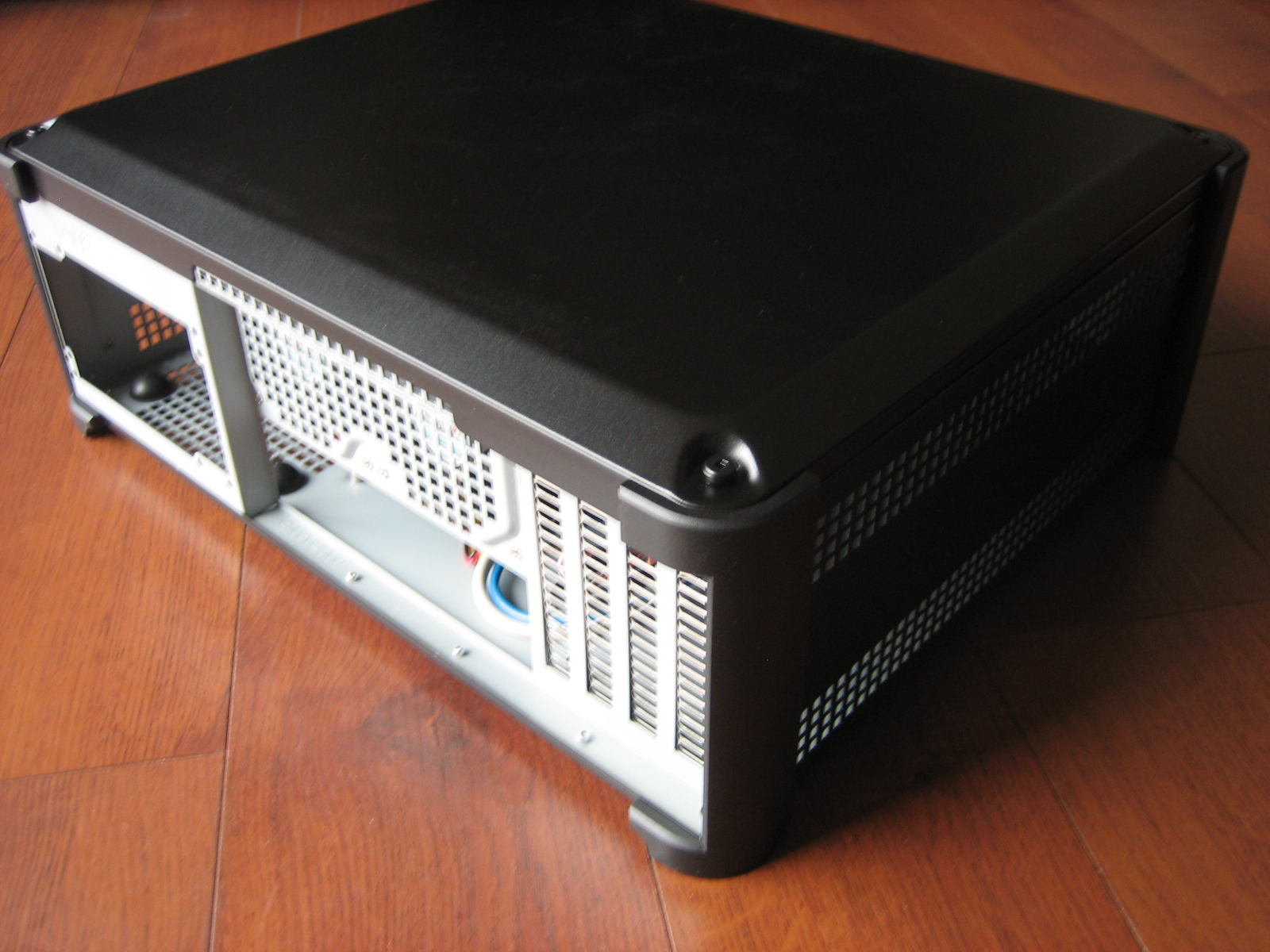 Build An Open Source HTPC Media Center on Ubuntu