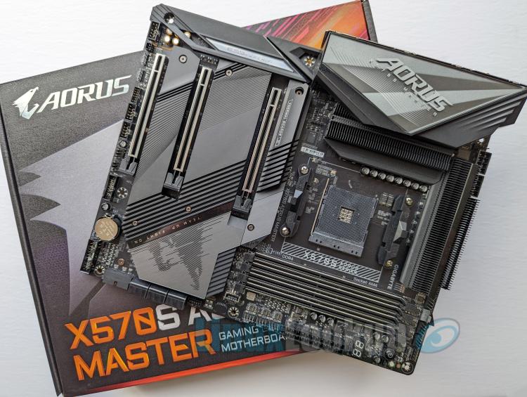 GIGABYTE X570S AORUS MASTER Motherboard Linux Review