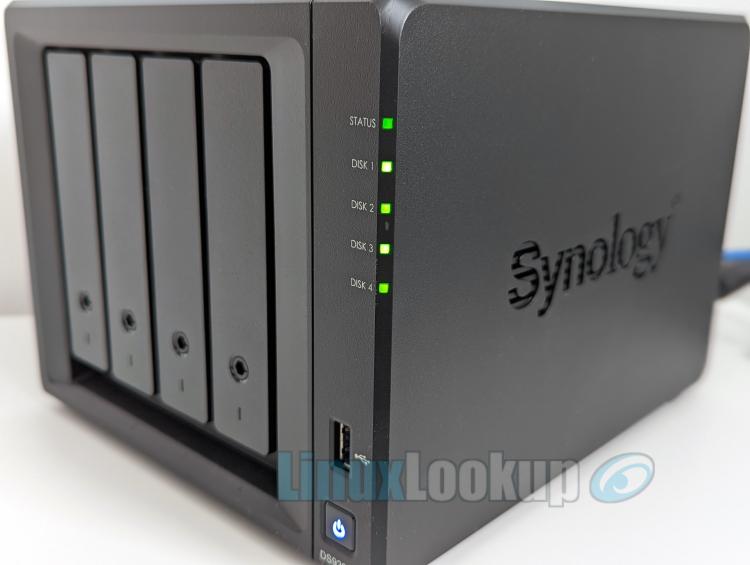 Synology DS920+ 4ベイ NAS Amazon.com: Synology DiskStation DS920+ NAS Server for