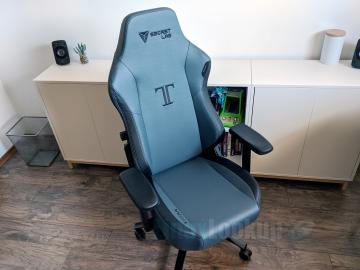Secretlab TITAN 2020 Series Gaming Chair Review