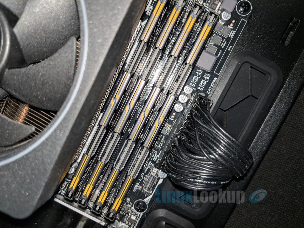 Manhattan Mundskyl Bug Ballistix Sport AT 32GB DDR4 Memory Kit Review | Linuxlookup