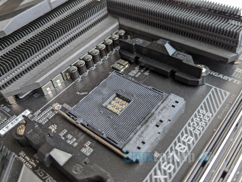 GIGABYTE X570S AORUS MASTER Motherboard Review | Linuxlookup GIGABYTE X570S AORUS MASTER Motherboard Review | Linuxlookup
